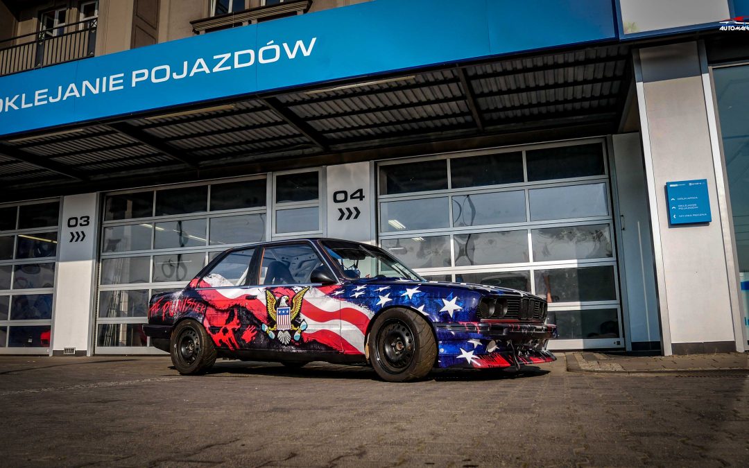 BMW E30