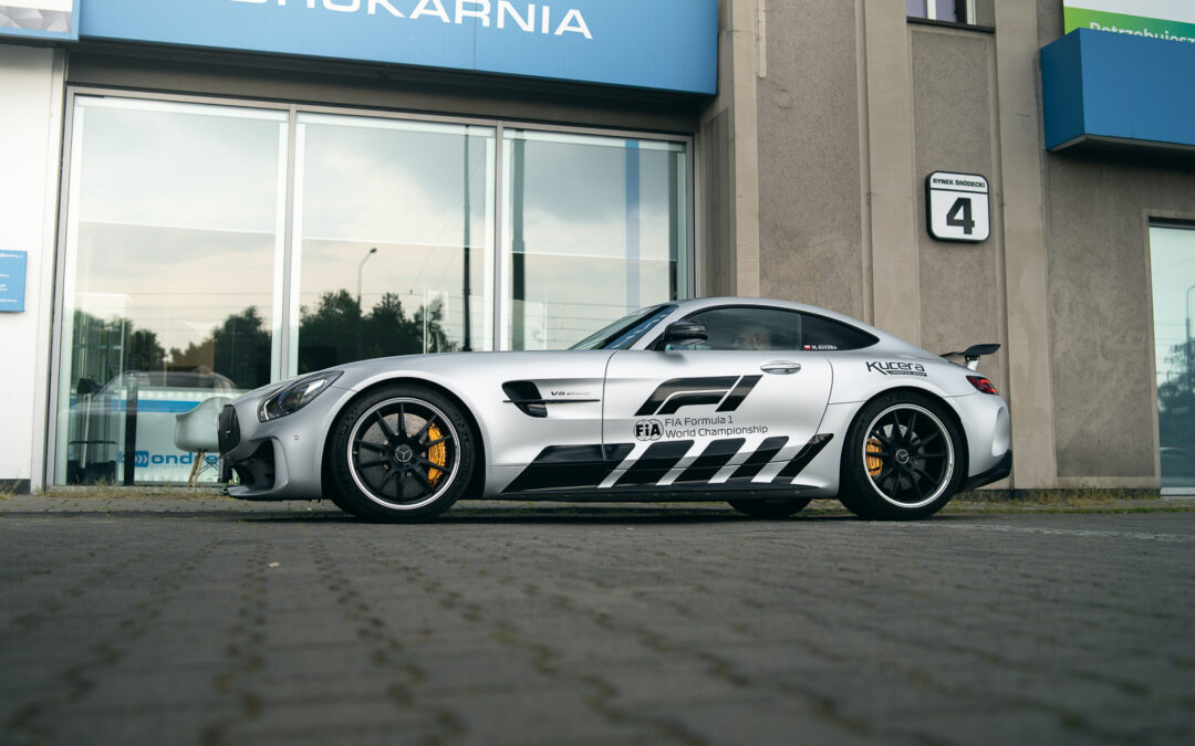 Mercedes AMG GTR